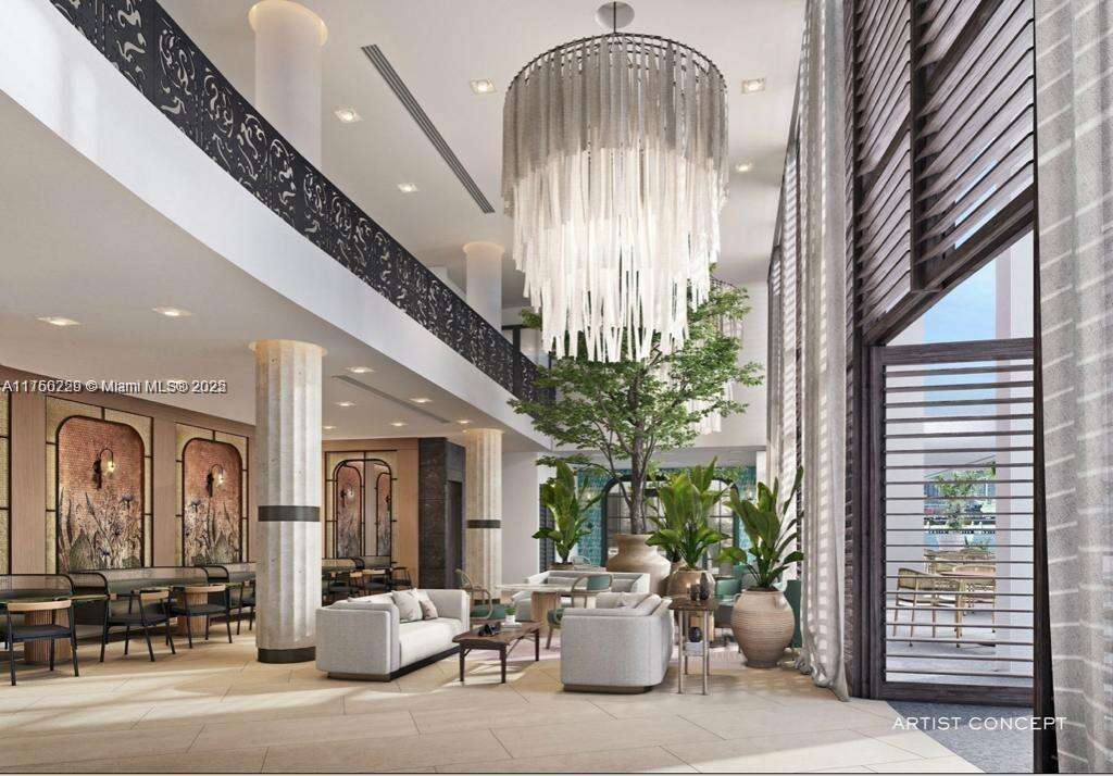 Mondrian Unit #916 | Picture 8