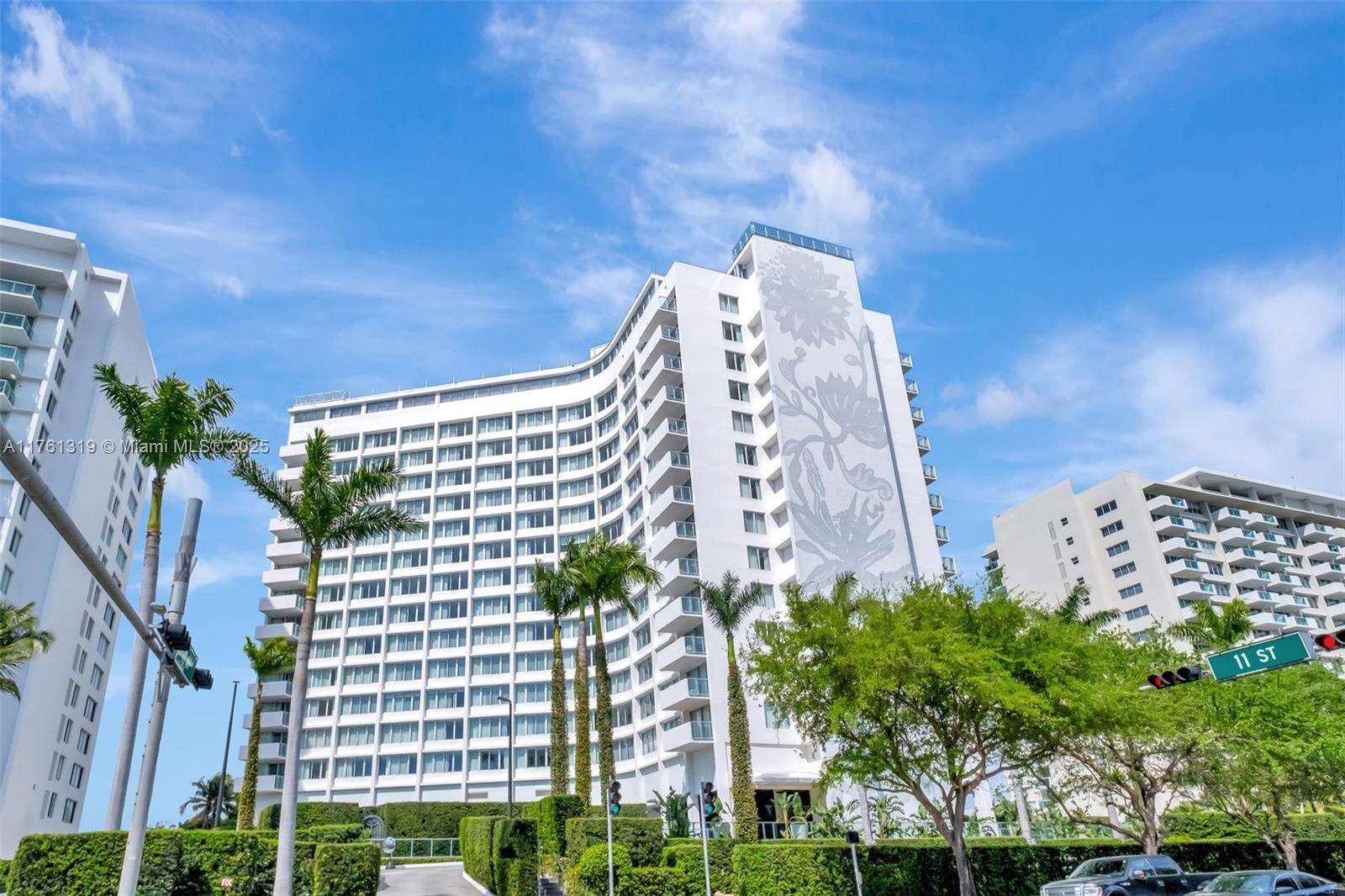 Mondrian For Sale | Unit #910