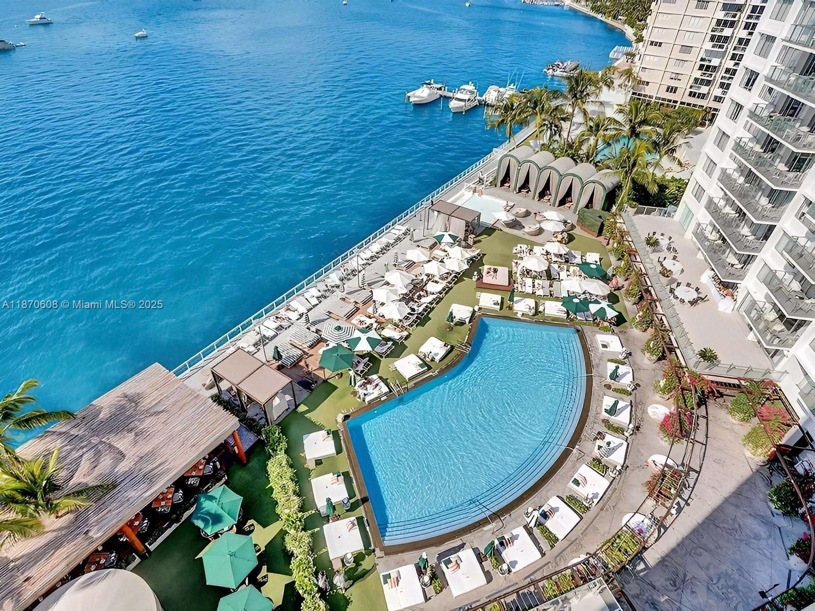 Mondrian Unit #1024 | Picture 11