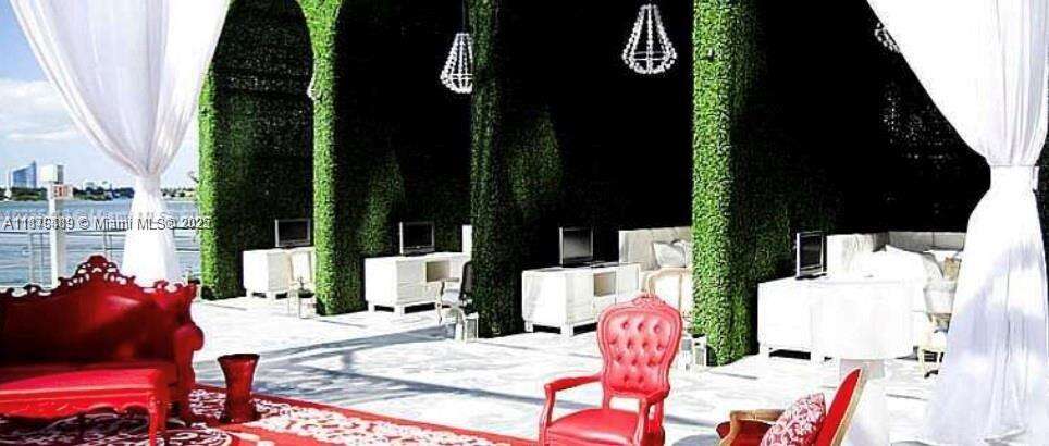 Mondrian Unit #1510 | Picture 36