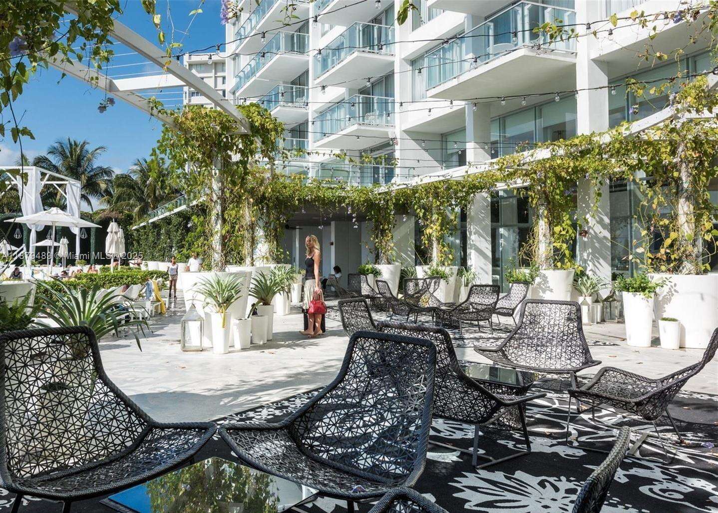 Mondrian Unit #1510 | Picture 55