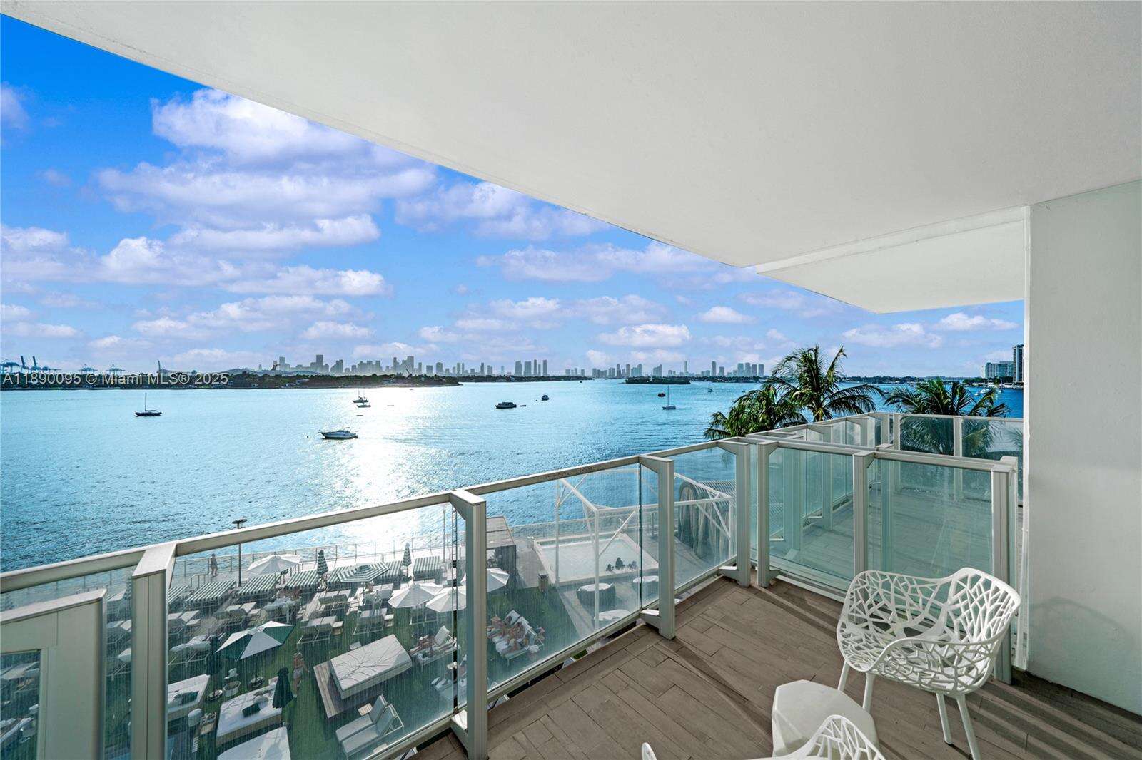 Mondrian For Sale | Unit #514