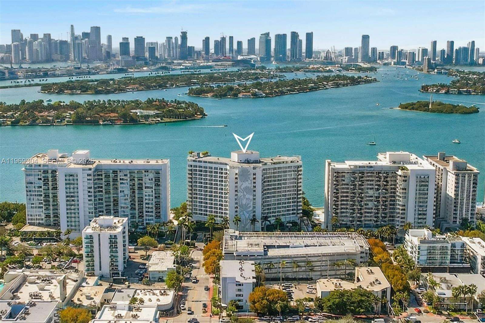 Mondrian Unit #1522 | Picture 2