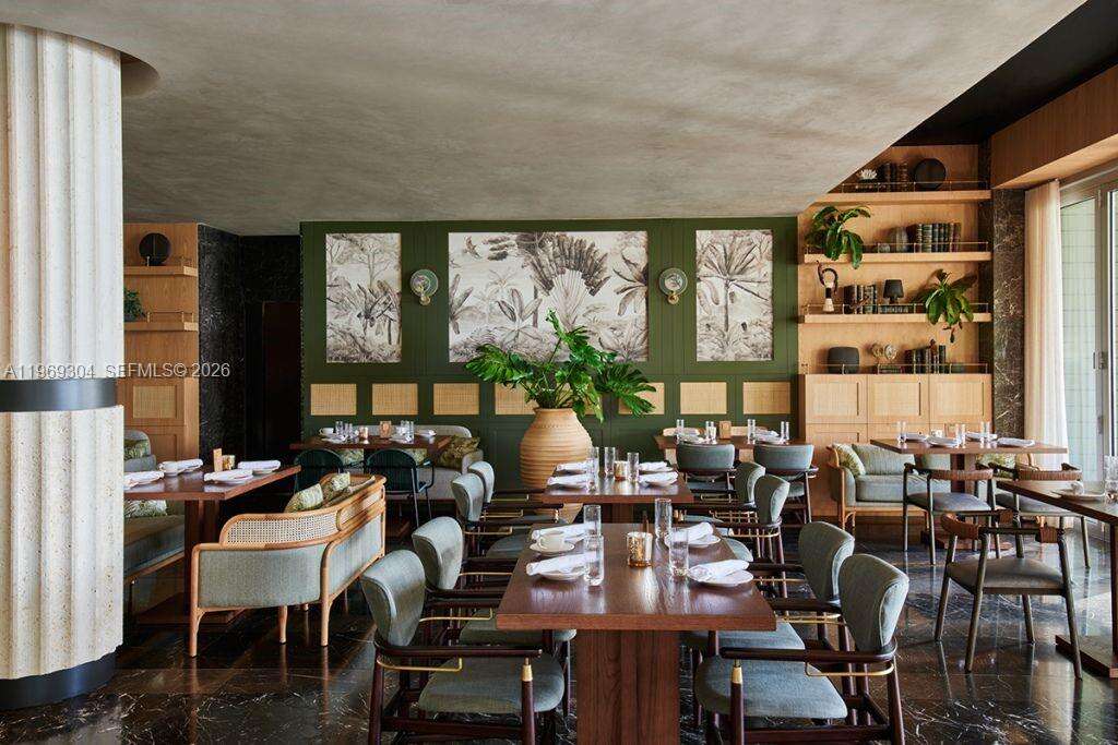 Mondrian Unit #1522 | Picture 16