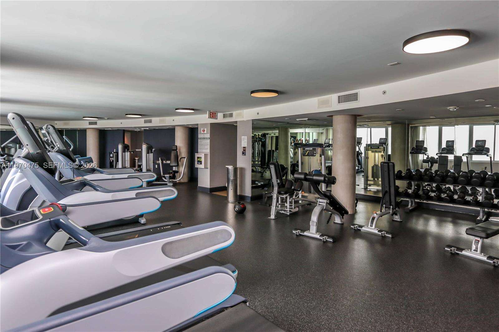 Mondrian Unit #322 | Picture 39