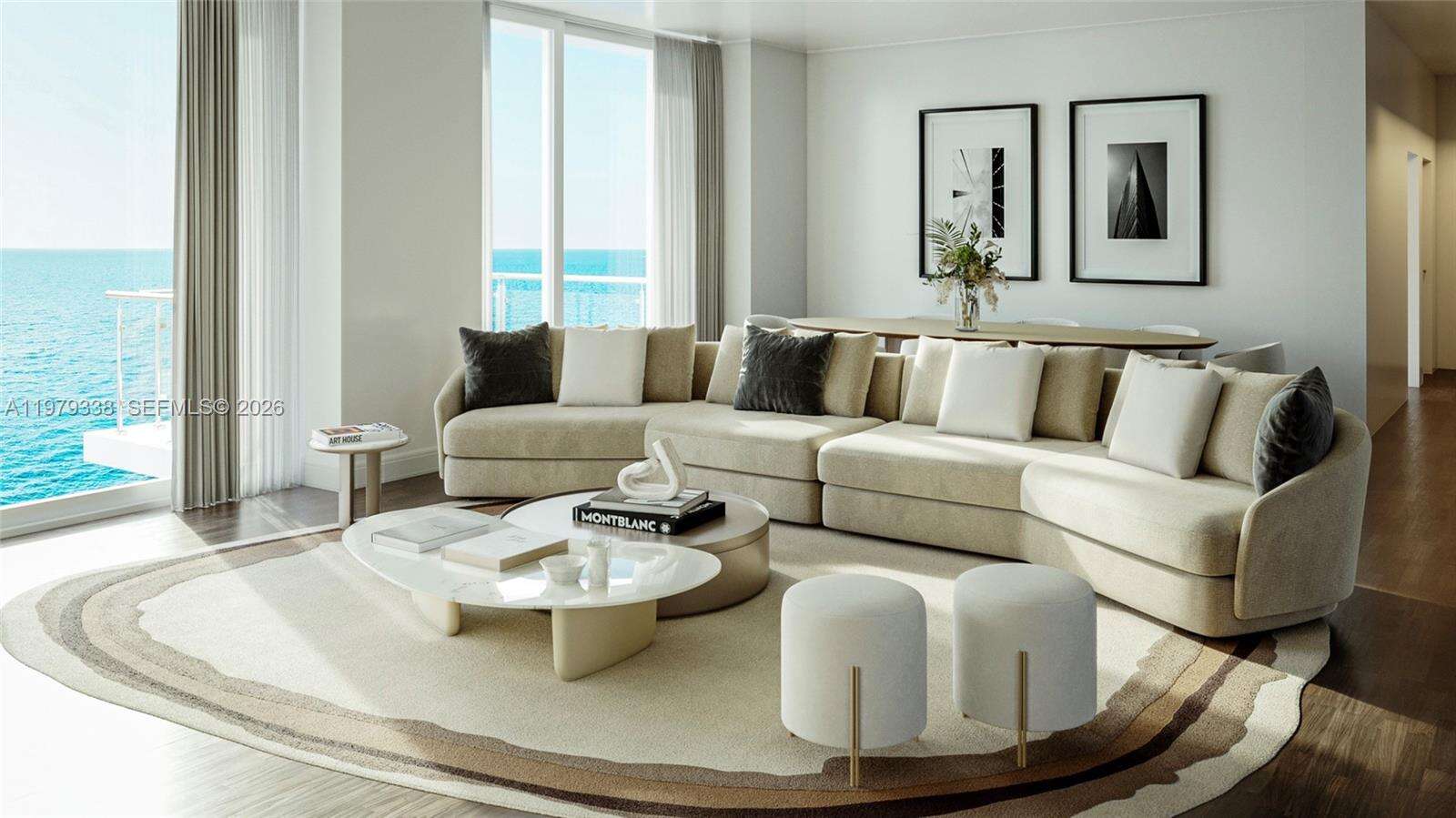 Mondrian Unit #414 | Picture 10