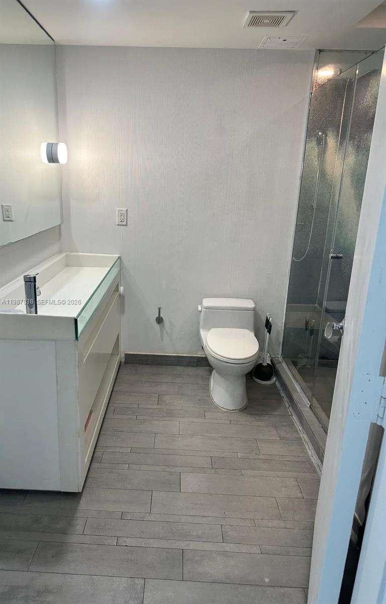 Mondrian Unit #1606 | Picture 4