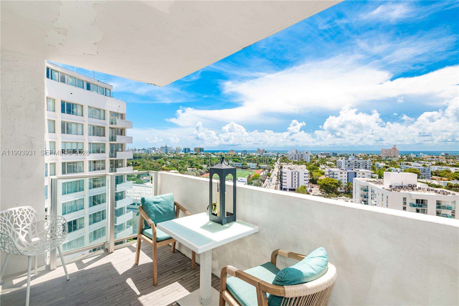 Mondrian Unit #1427 | Picture 26