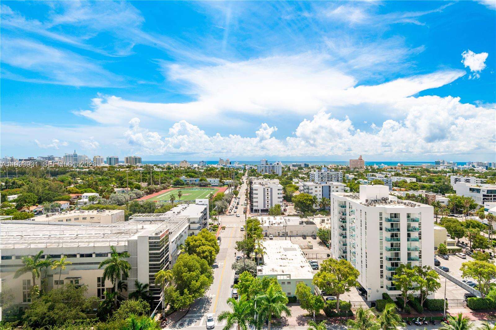 Mondrian Unit #1427 | Picture 28