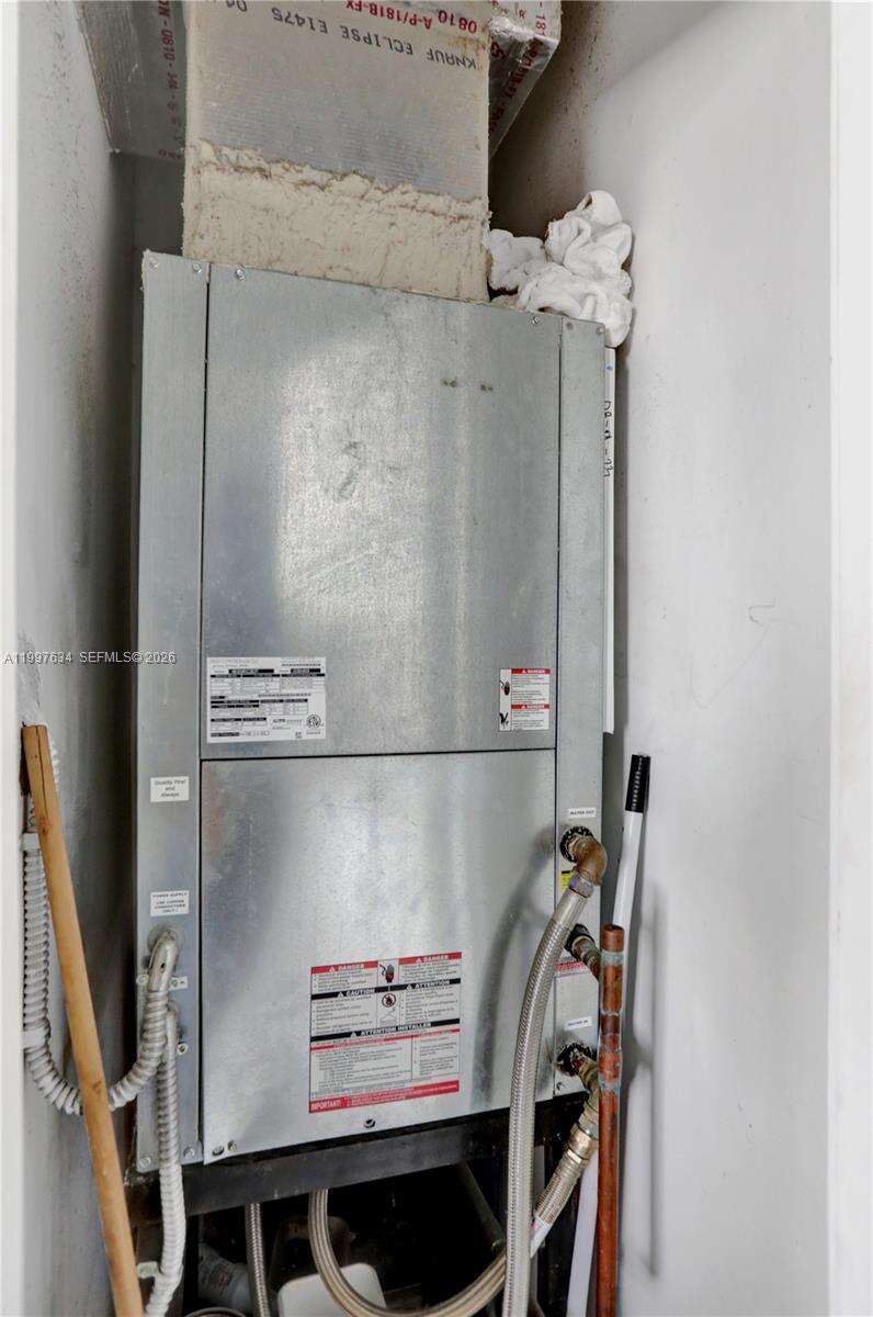 Mondrian Unit #1101 | Picture 43