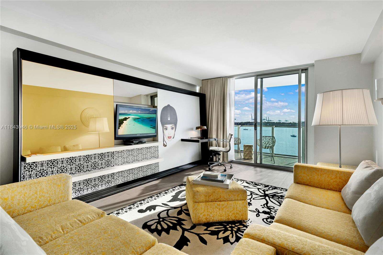 Mondrian For Rent | Unit #514