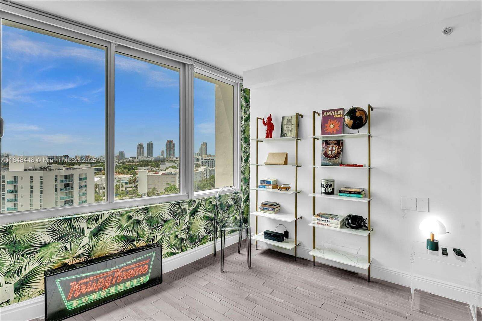 Mondrian For Rent | Unit #1019