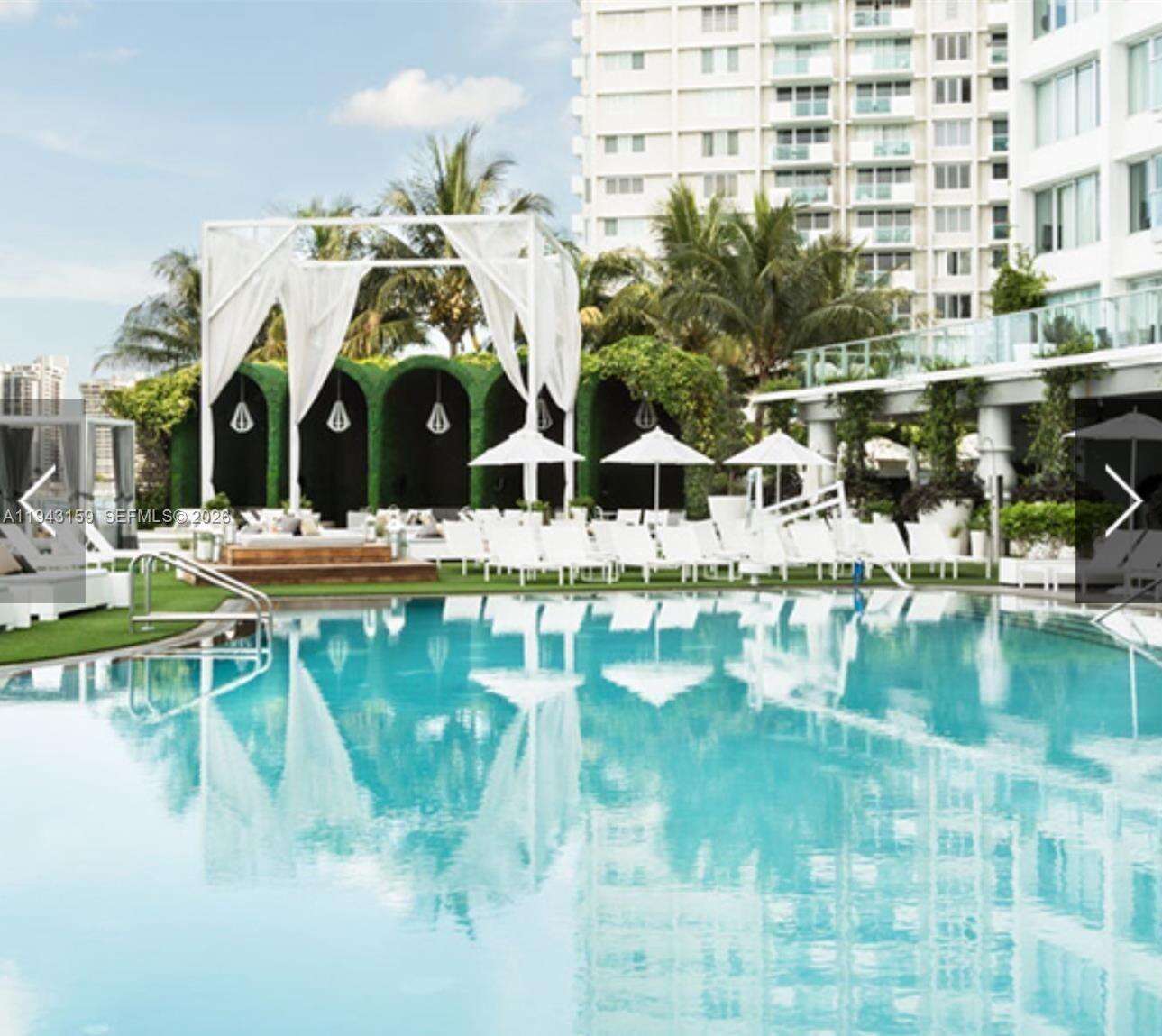 Mondrian Unit #721 | Picture 21