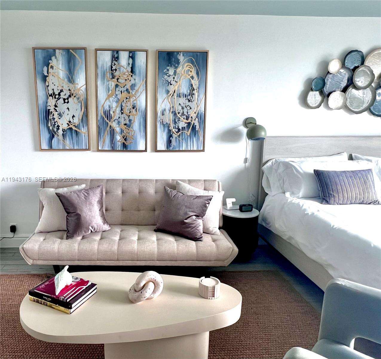 Mondrian Unit #415 | Picture 13