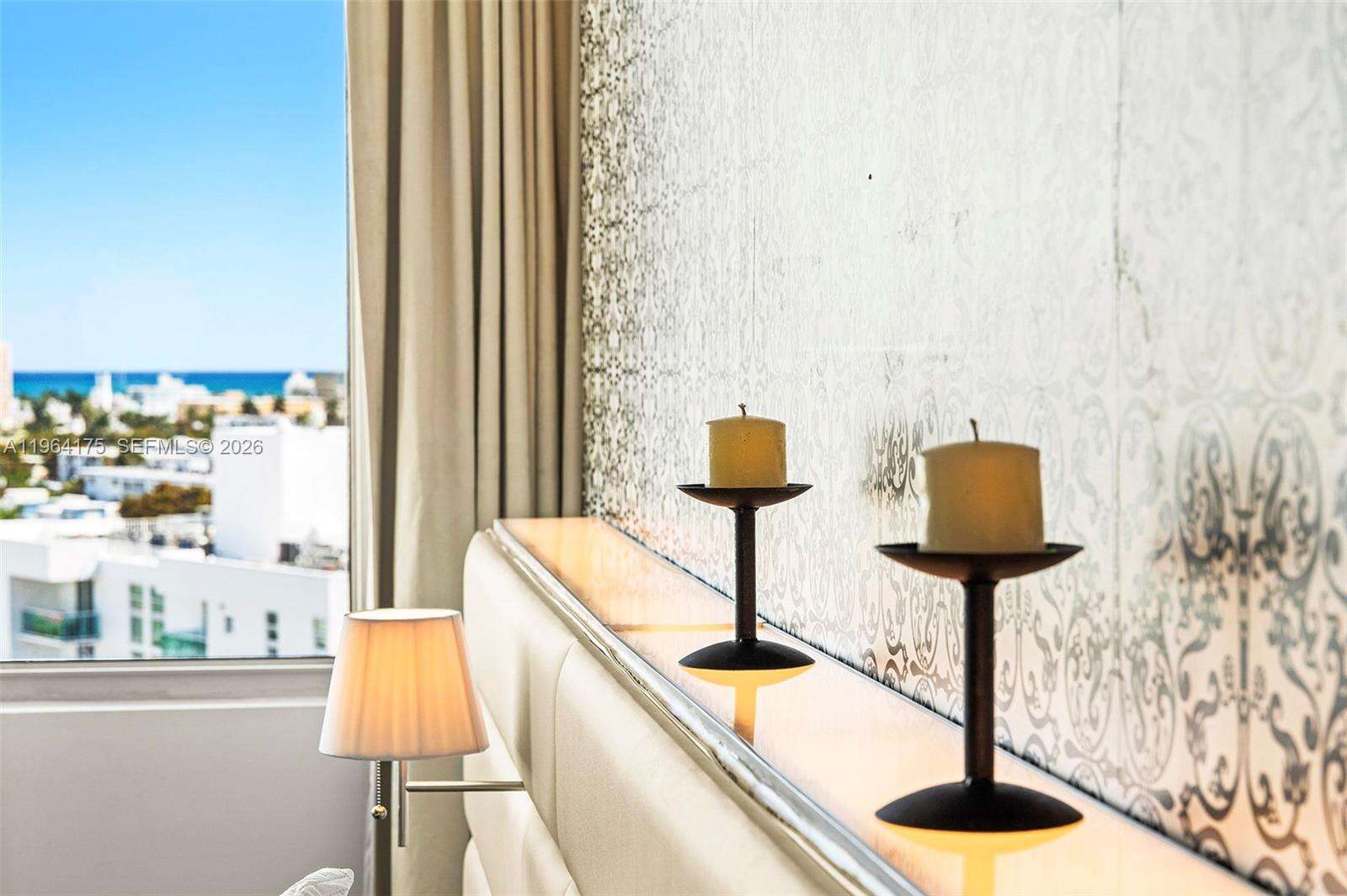 Mondrian Unit #1123 | Picture 19