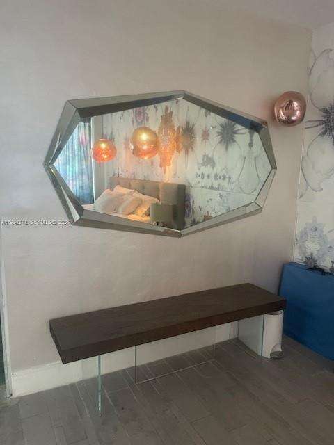 Mondrian Unit #1020 | Picture 18