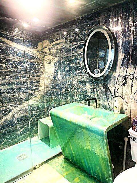 Mondrian Unit #1020 | Picture 31