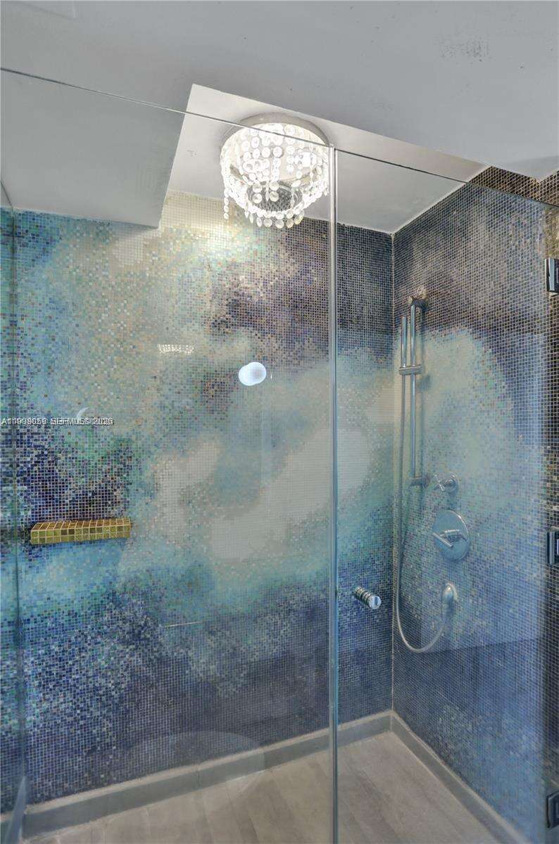 Mondrian Unit #1101 | Picture 19