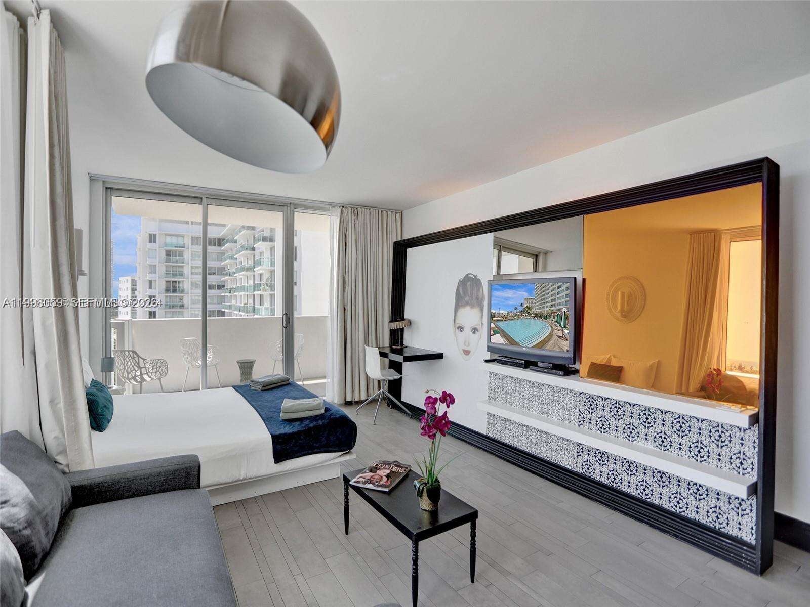 Mondrian Unit #1101 | Picture 6